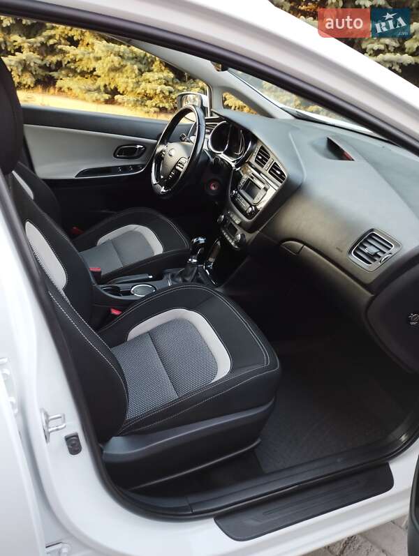 Универсал Kia Ceed 2013 в Харькове фото 19 Универсал Kia Ceed 2013 в Харькове