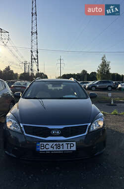 Універсал Kia Ceed 2010 в Луцьку