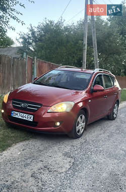 Универсал Kia Ceed 2009 в Ромнах