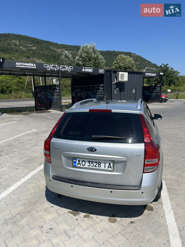 Универсал Kia Ceed 2011 в Виноградове фото 4 Универсал Kia Ceed 2011 в Виноградове