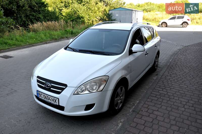 Универсал Kia Ceed 2009 в Львове