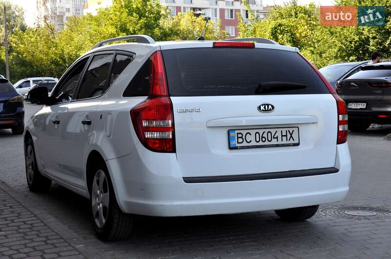 Универсал Kia Ceed 2009 в Львове