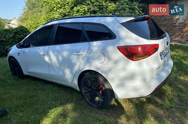 Универсал Kia Ceed 2013 в Городке