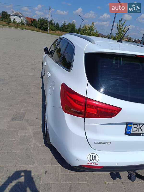 Универсал Kia Ceed 2012 в Здолбунове