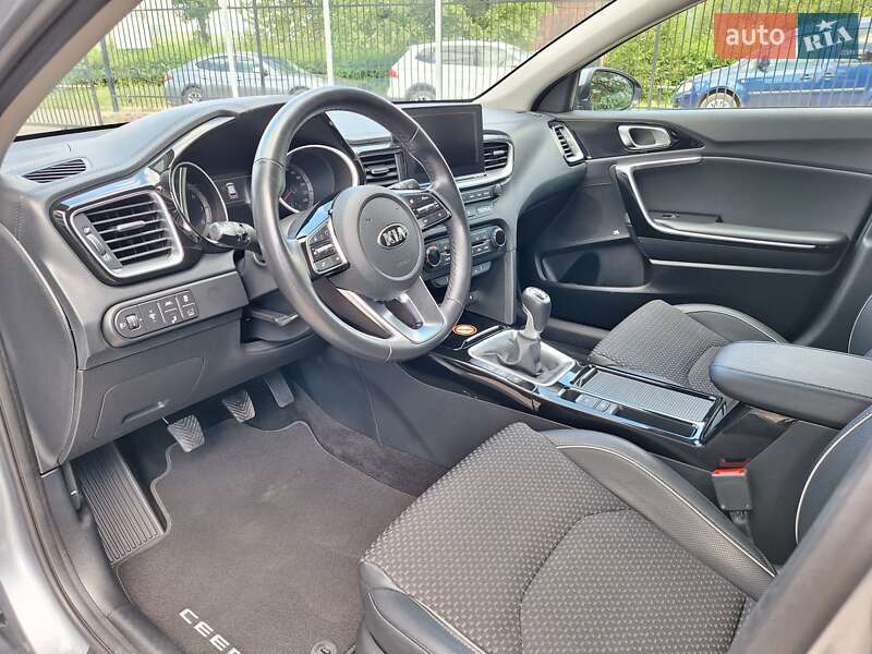 Универсал Kia Ceed 2018 в Сваляве фото 19 Универсал Kia Ceed 2018 в Сваляве