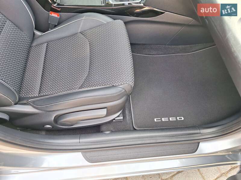 Универсал Kia Ceed 2018 в Сваляве фото 39 Универсал Kia Ceed 2018 в Сваляве