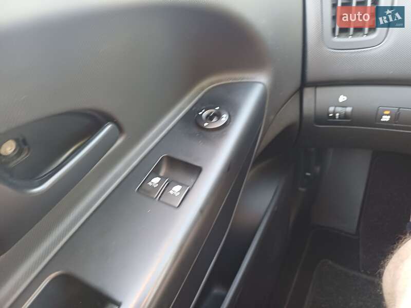 Универсал Kia Ceed 2010 в Киеве