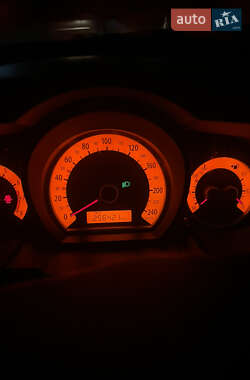 Хэтчбек Kia Ceed 2008 в 