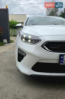 Хэтчбек Kia Ceed 2018 в Днепре