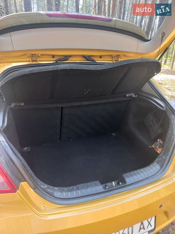 Хэтчбек Kia Ceed 2008 в Полтаве