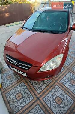 Хэтчбек Kia Ceed 2008 в Днепре