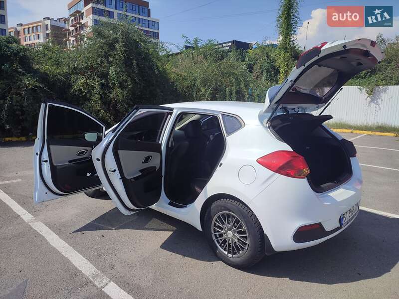 Хэтчбек Kia Ceed 2012 в Ужгороде фото 20 Хэтчбек Kia Ceed 2012 в Ужгороде