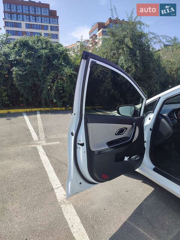 Хэтчбек Kia Ceed 2012 в Ужгороде фото 40 Хэтчбек Kia Ceed 2012 в Ужгороде