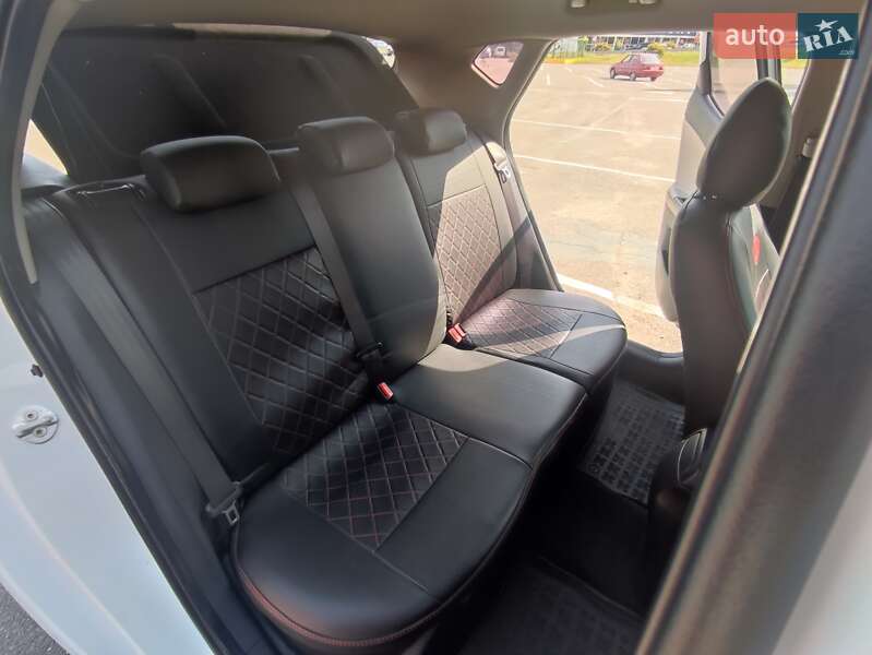 Хэтчбек Kia Ceed 2012 в Ужгороде фото 54 Хэтчбек Kia Ceed 2012 в Ужгороде