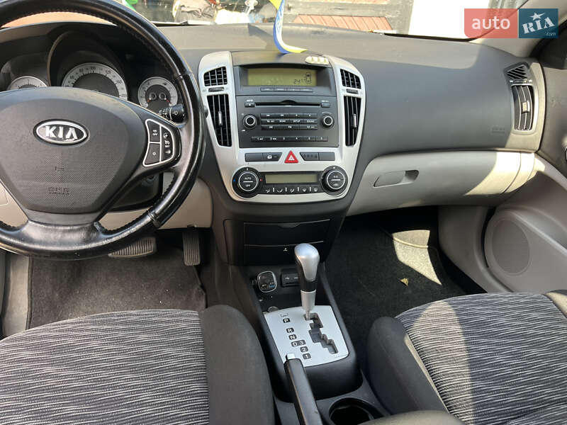 Универсал Kia Ceed 2008 в Добротворе