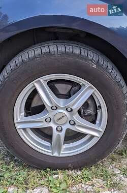 Хэтчбек Kia Ceed 2007 в Новояворовске