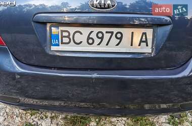 Хэтчбек Kia Ceed 2007 в Новояворовске