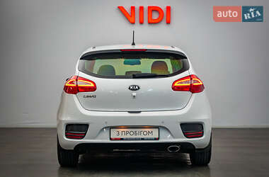 Хэтчбек Kia Ceed 2017 в 