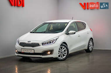 Хэтчбек Kia Ceed 2017 в Киеве