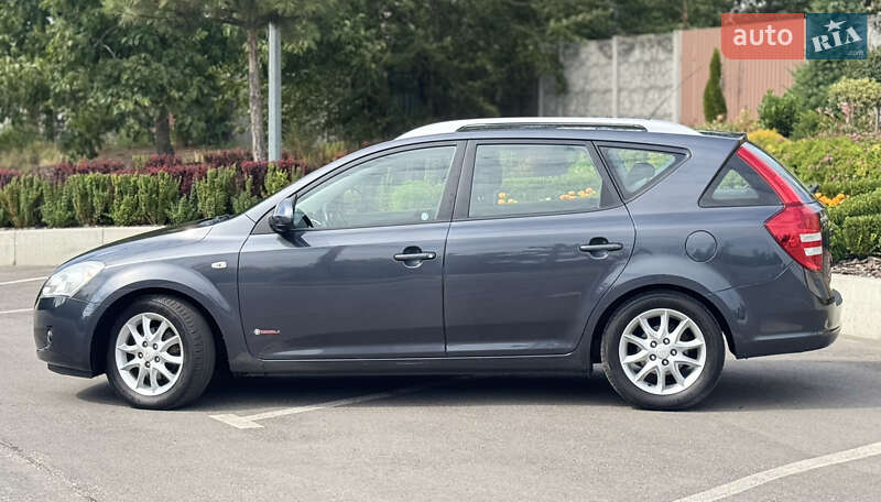 Универсал Kia Ceed 2008 в Запорожье