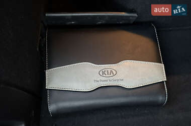 Хэтчбек Kia Ceed 2017 в 