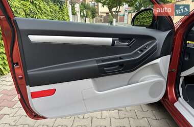 Хэтчбек Kia Ceed 2008 в 