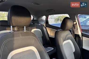 Хэтчбек Kia Ceed 2017 в 