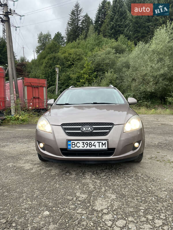 Универсал Kia Ceed 2007 в Сколе