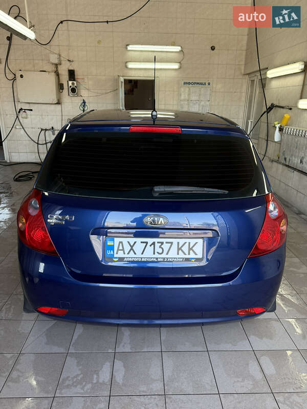 Хетчбек Kia Ceed 2008 в Харкові
