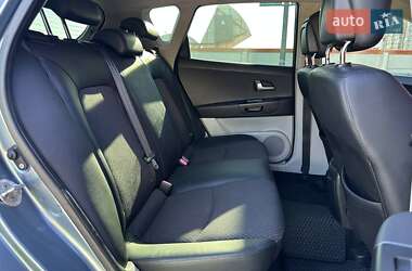 Хэтчбек Kia Ceed 2007 в 