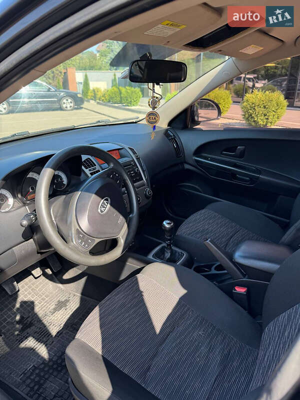 Універсал Kia Ceed 2009 в Ужгороді