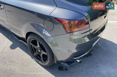 Хэтчбек Kia Ceed 2010 в 