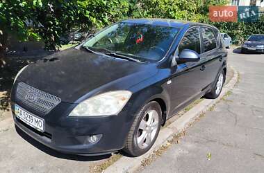 Хэтчбек Kia Ceed 2008 в Киеве