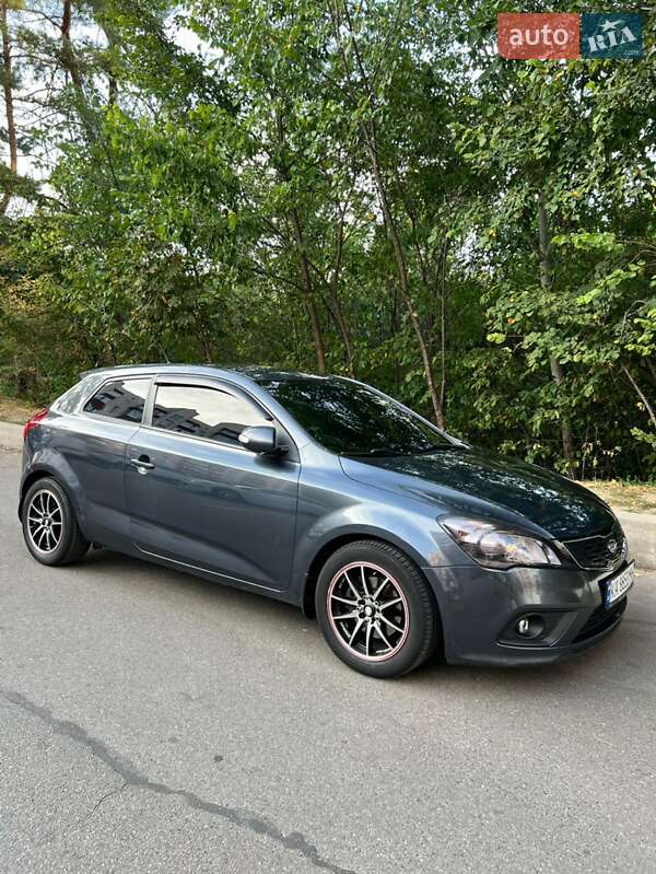 Kia Ceed 2011
