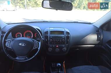 Универсал Kia Ceed 2009 в 