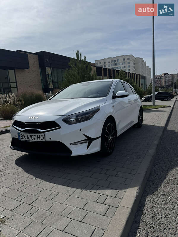Хетчбек Kia Ceed 2022 в Хмельницькому
