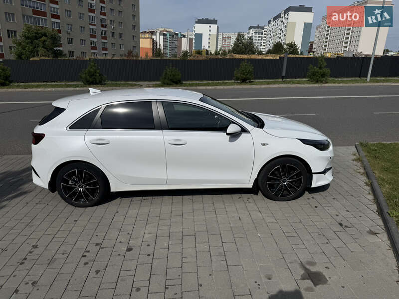 Хетчбек Kia Ceed 2022 в Хмельницькому