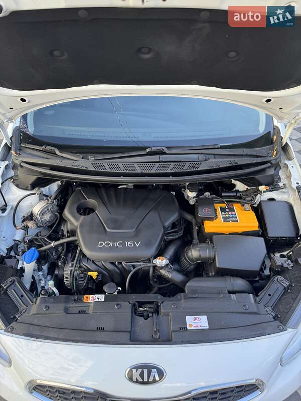 Хэтчбек Kia Ceed 2013 в Киеве