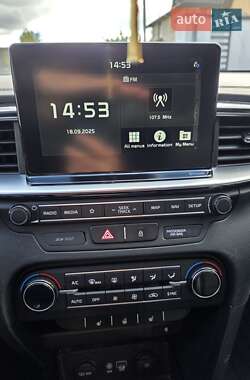 Хэтчбек Kia Ceed 2019 в 