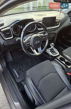 Хэтчбек Kia Ceed 2019 в 