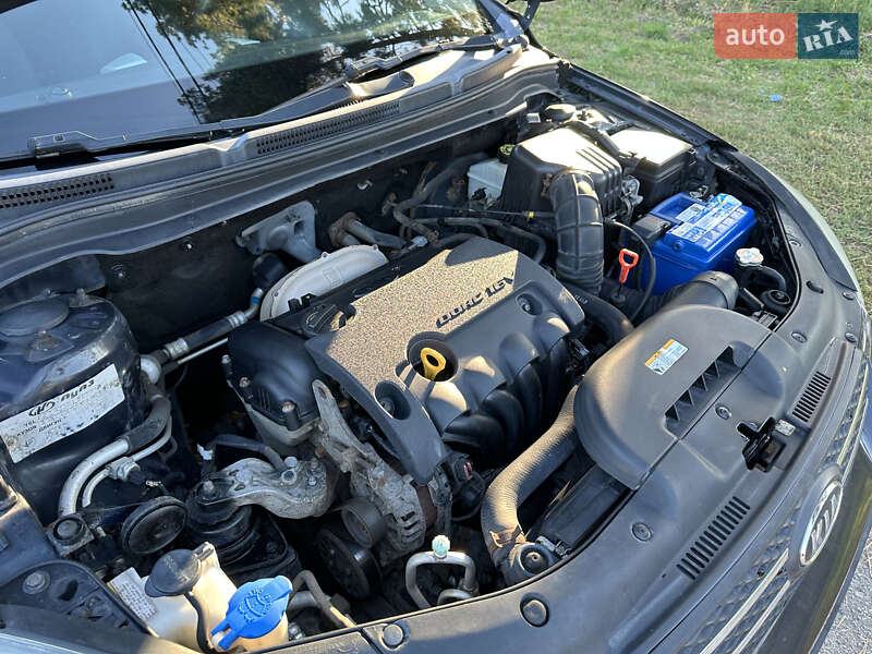 Хэтчбек Kia Ceed 2008 в Киеве