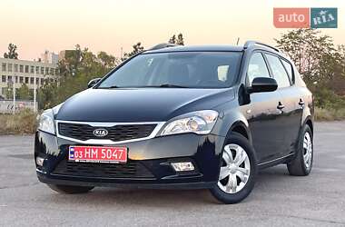 Универсал Kia Ceed 2012 в Днепре
