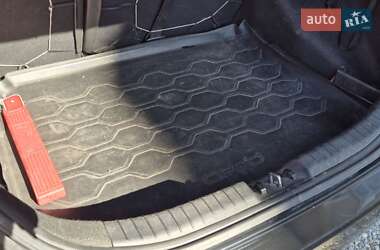 Хэтчбек Kia Ceed 2008 в 