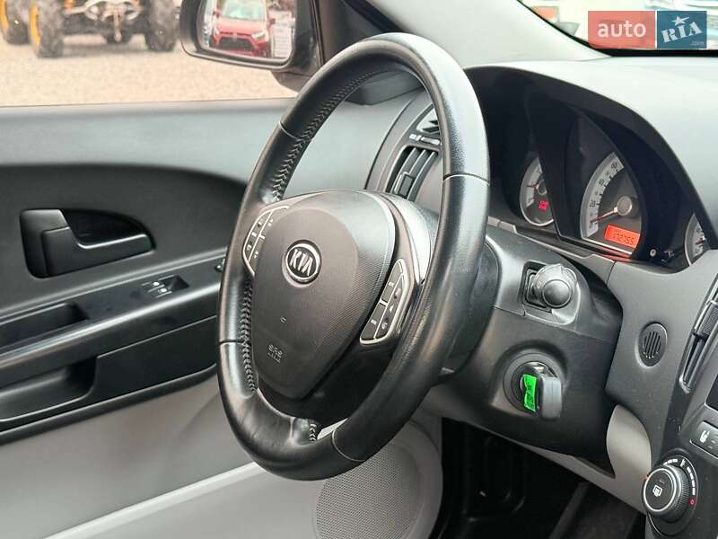 Хетчбек Kia Ceed 2009 в Харкові фото 32 Хетчбек Kia Ceed 2009 в Харкові