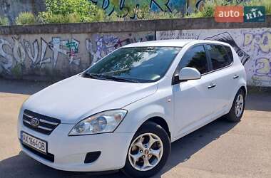 Хэтчбек Kia Ceed 2008 в Кропивницком