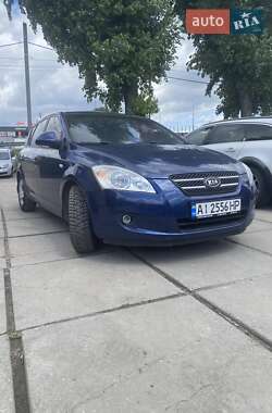 Хэтчбек Kia Ceed 2008 в Киеве