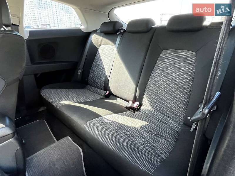 Хэтчбек Kia Ceed 2008 в Киеве