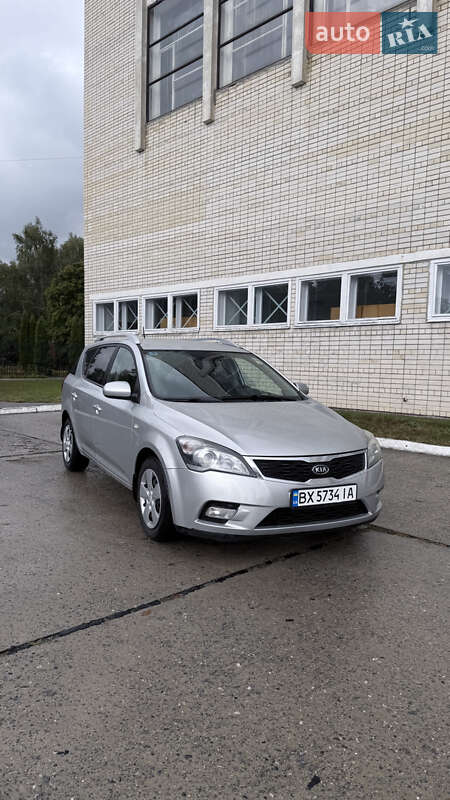 Универсал Kia Ceed 2009 в 