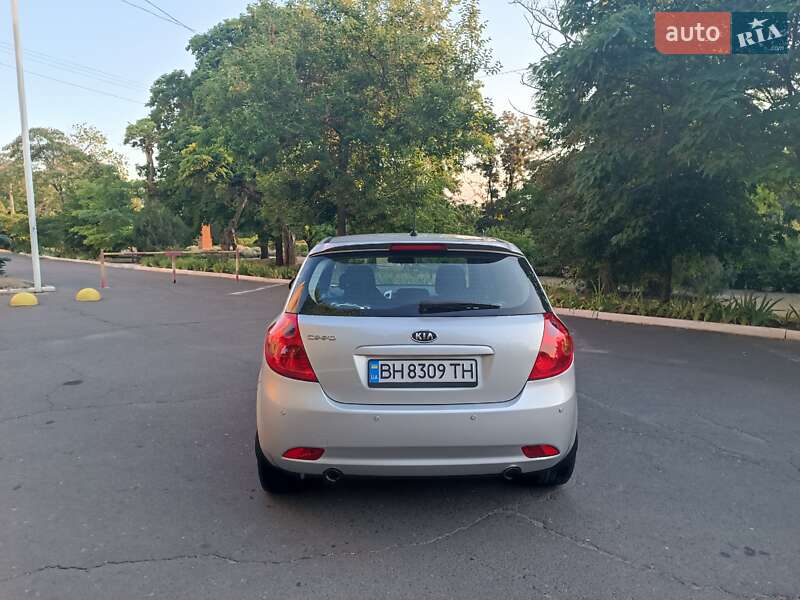 Хэтчбек Kia Ceed 2007 в Одессе