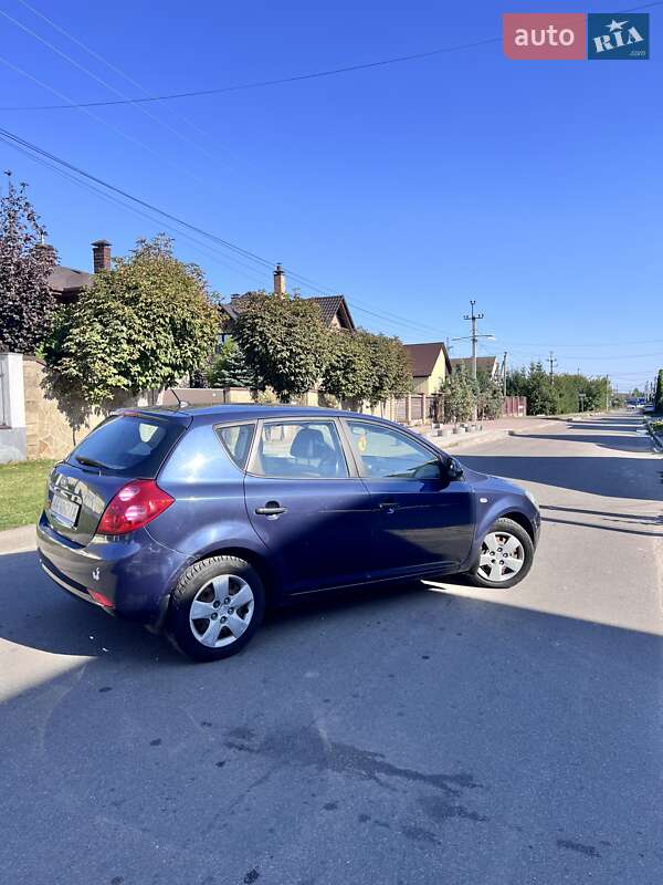 Хетчбек Kia Ceed 2008 в Вишневому